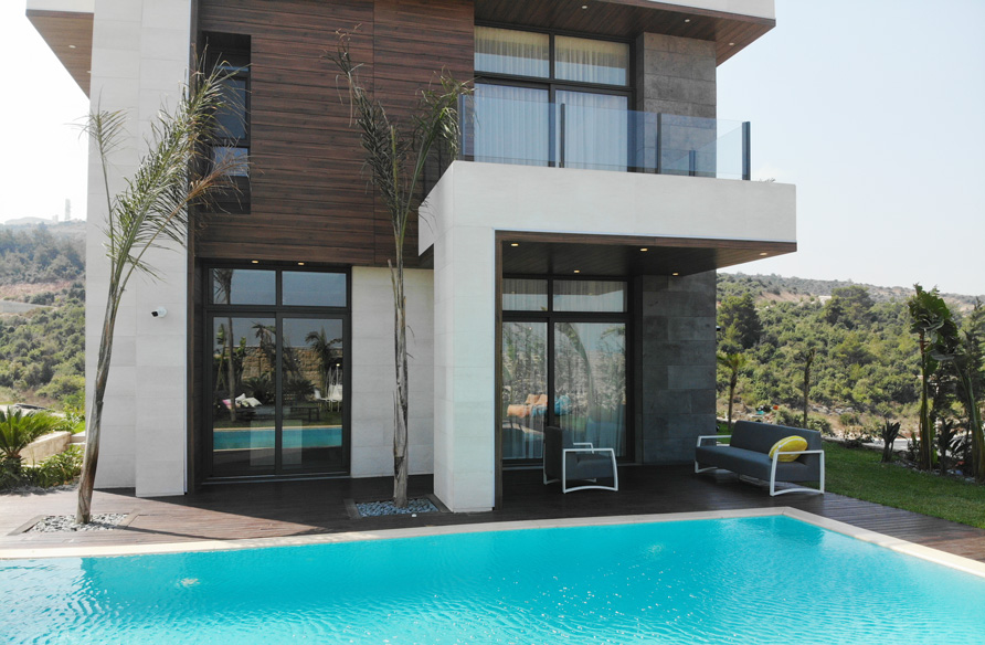 Ohana Hills – Exterior Villa & Pool